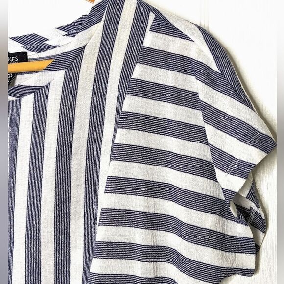 Jones New York Signature Blue & White Stripe Tie Front T-shirt size L - Picture 2 of 6